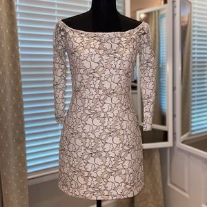 boat neck, 3/4 sleeve body con dress